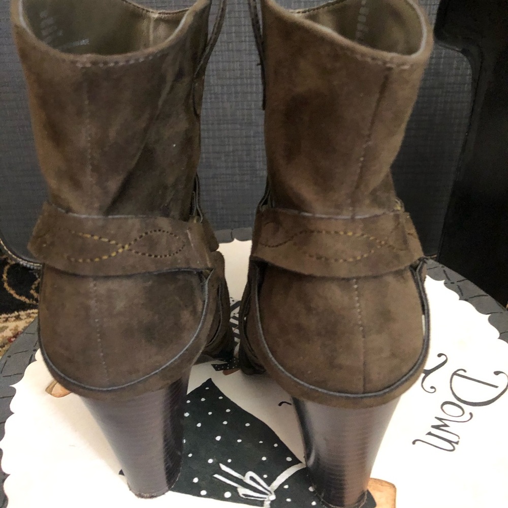 Olive JustFab Western Raney Bootie - Picture 3 of 8